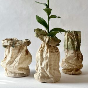 וואזות מפוסלות | Sculptured Soft Vases